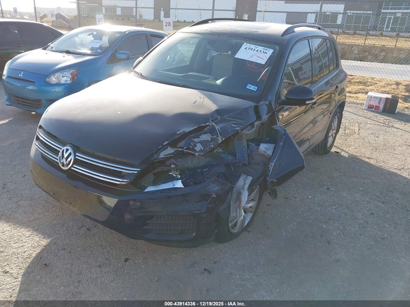 Volkswagen TIGUAN — thumbnail 2