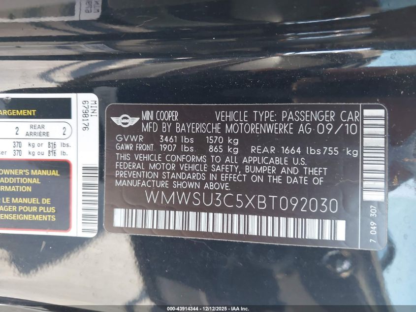 2011 Mini Cooper VIN: WMWSU3C5XBT092030 Lot: 43914344
