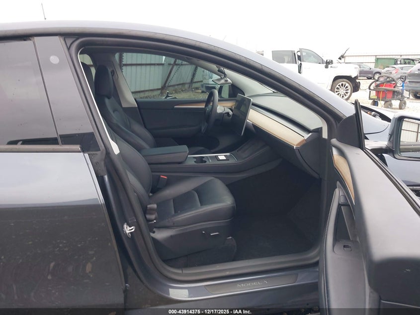 2023 Tesla Model Y Performance Dual Motor All-Wheel Drive