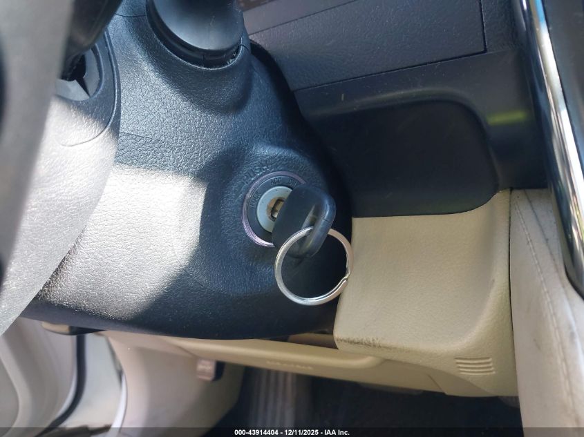 2012 Toyota Camry Le VIN: 4T1BF1FK2CU561105 Lot: 43914404