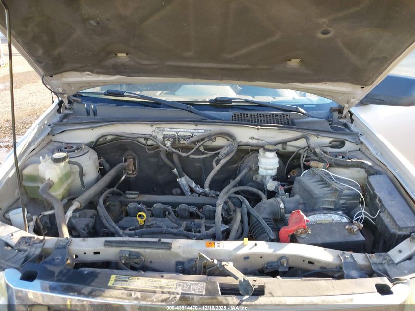 2010 Ford Escape Xls VIN: 1FMCU0C7XAKD42941 Lot: 43914470