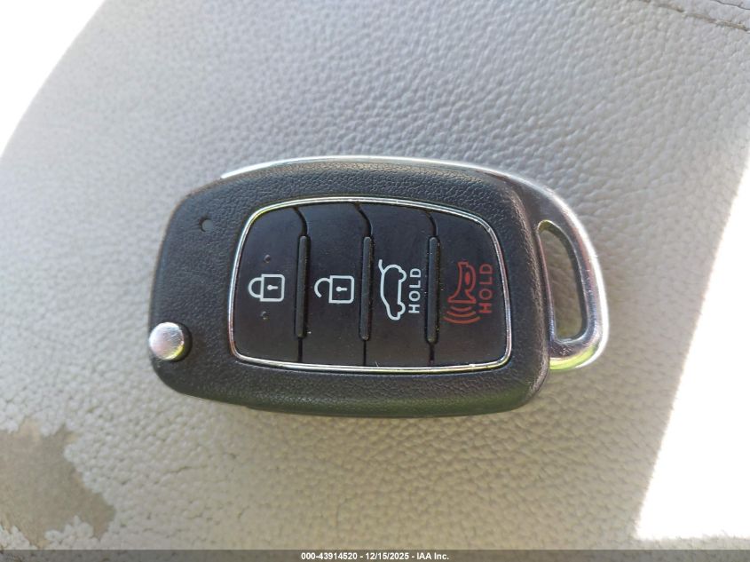 2018 Hyundai Tucson Sel VIN: KM8J33A45JU756055 Lot: 43914520