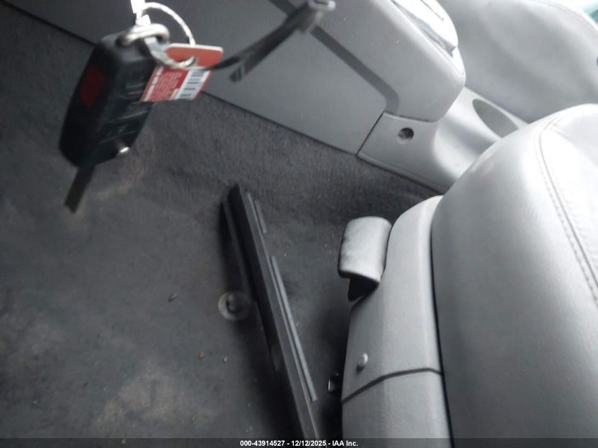 2005 Volkswagen Jetta Gls 2.0L VIN: 3VWSK69M25M030520 Lot: 43914527