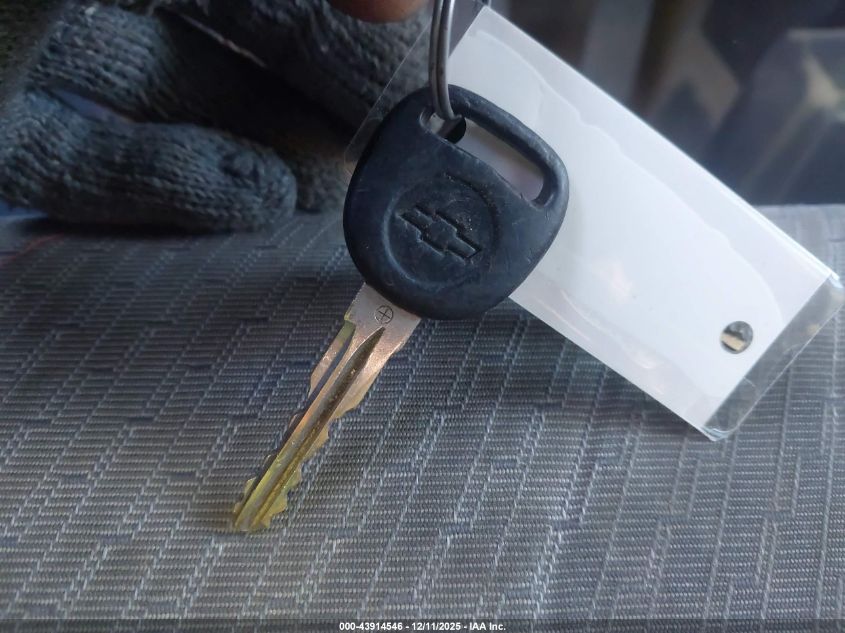 2009 Chevrolet Silverado 1500 Work Truck VIN: 1GCEK14C49Z281318 Lot: 43914546