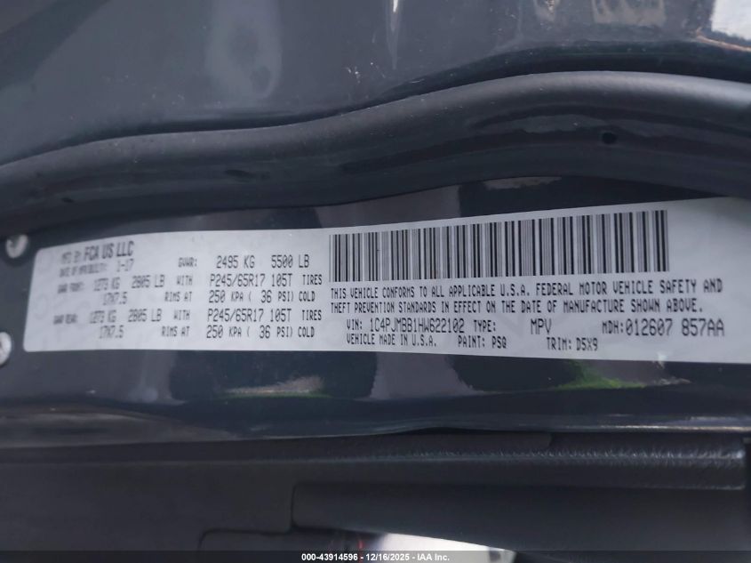 2017 Jeep Cherokee Trailhawk 4X4 VIN: 1C4PJMBB1HW622102 Lot: 43914596