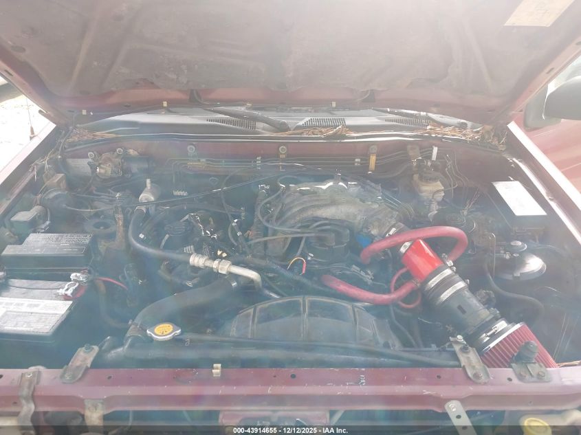 1996 Nissan Pathfinder Le/Se/Xe VIN: JN8AR05Y4TW000436 Lot: 43914655