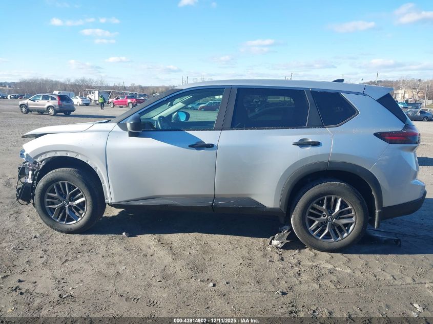 2024 Nissan Rogue S Intelligent Awd VIN: 5N1BT3AB9RC688573 Lot: 43914902