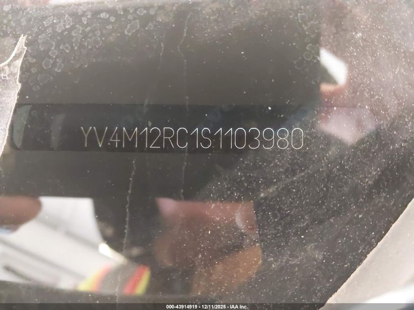 2025 Volvo Xc60 B5 Plus VIN: YV4M12RC1S1103980 Lot: 43914919