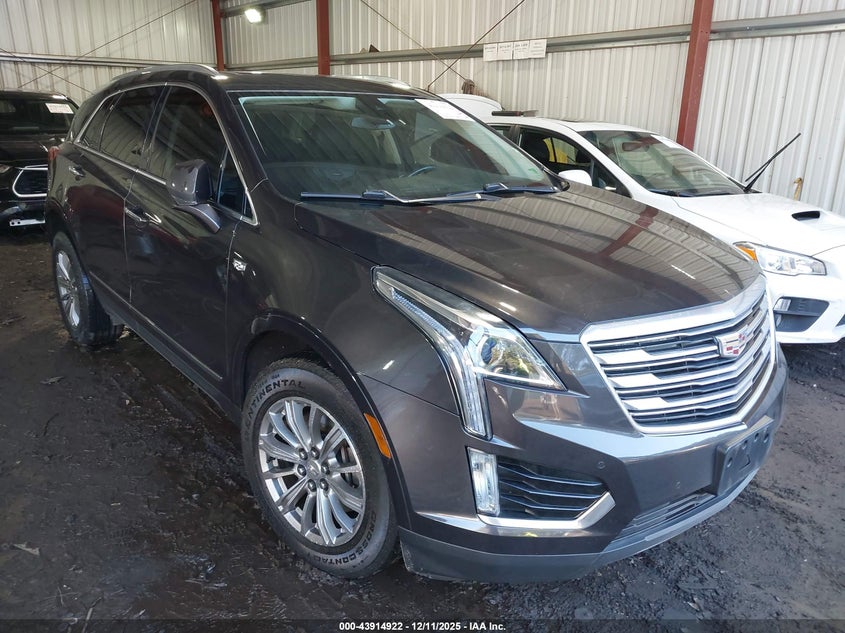 2017 CADILLAC XT5 LUXURY