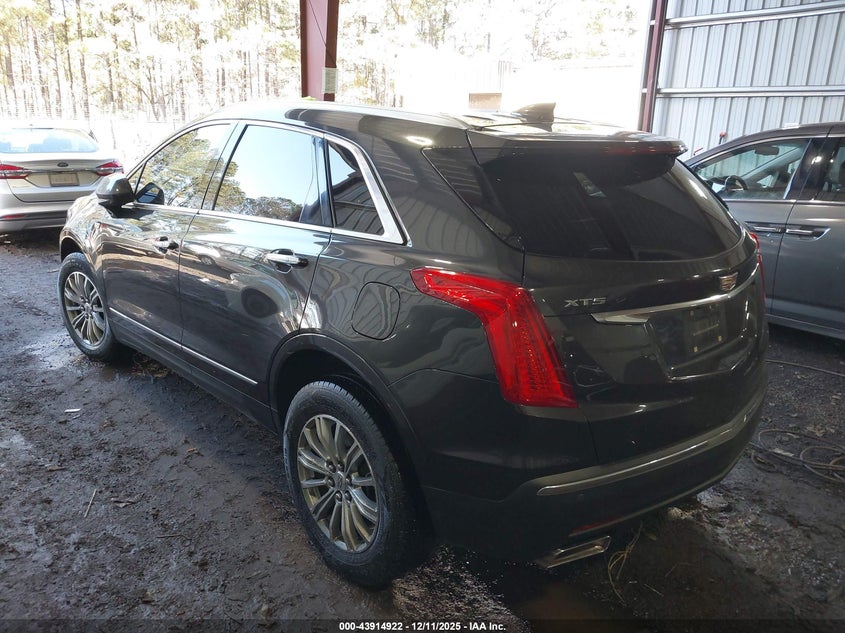 Vin: 1gyknbrs5hz166445, lot: 44410530, cadillac xt5 luxury 20173