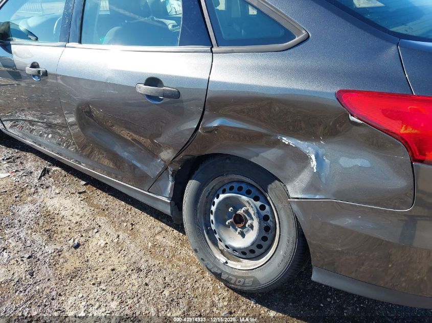 2017 Ford Focus S VIN: 1FADP3E23HL253807 Lot: 43914933