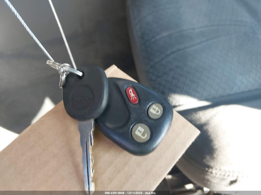 2004 Chevrolet Avalanche 2500 VIN: 3GNGK22G64G124782 Lot: 43914946