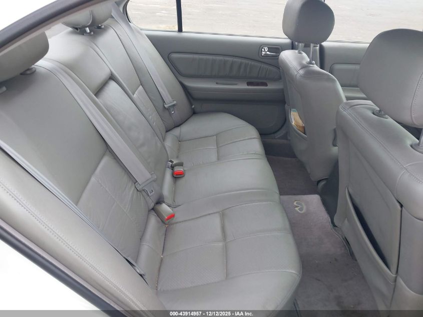 1999 Infiniti I30 Limited/Standard/Touring VIN: JNKCA21AXXT759145 Lot: 43914957