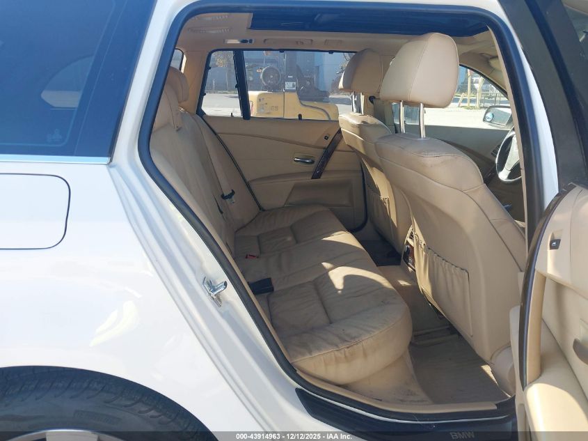 2007 BMW 530Xit VIN: WBANN73577CN04669 Lot: 43914963