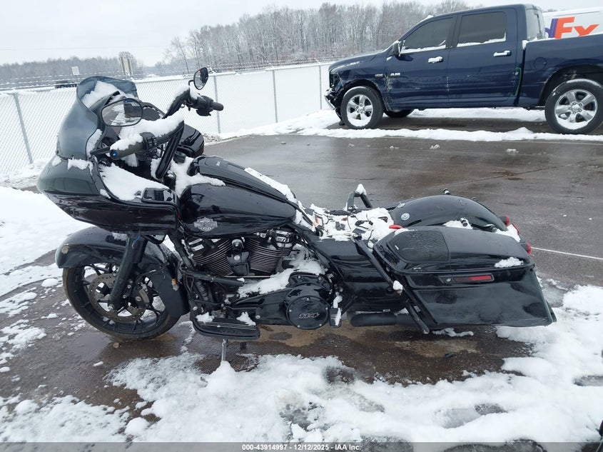 2022 Harley-Davidson Fltrxs VIN: 1HD1KTP17NB670220 Lot: 43914997