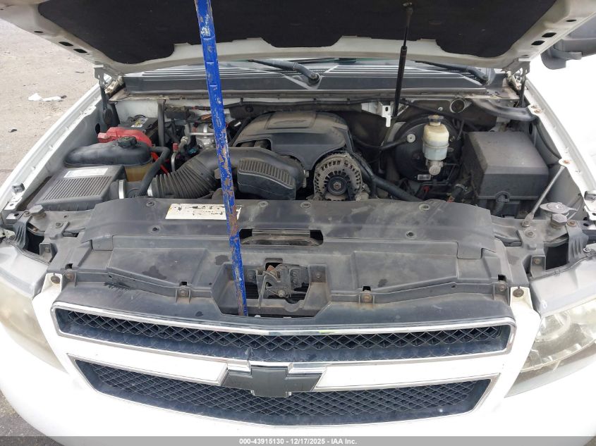 2007 Chevrolet Tahoe Ls VIN: 1GNFK13027J394053 Lot: 43915130