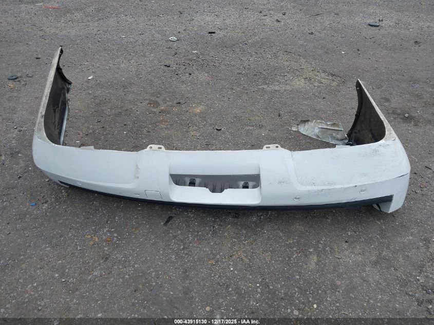 2007 Chevrolet Tahoe Ls VIN: 1GNFK13027J394053 Lot: 43915130