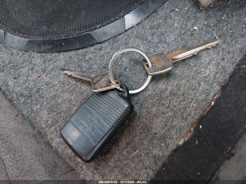 1995 Ford F150 VIN: 1FTEF15HXSNB58876 Lot: 43915138