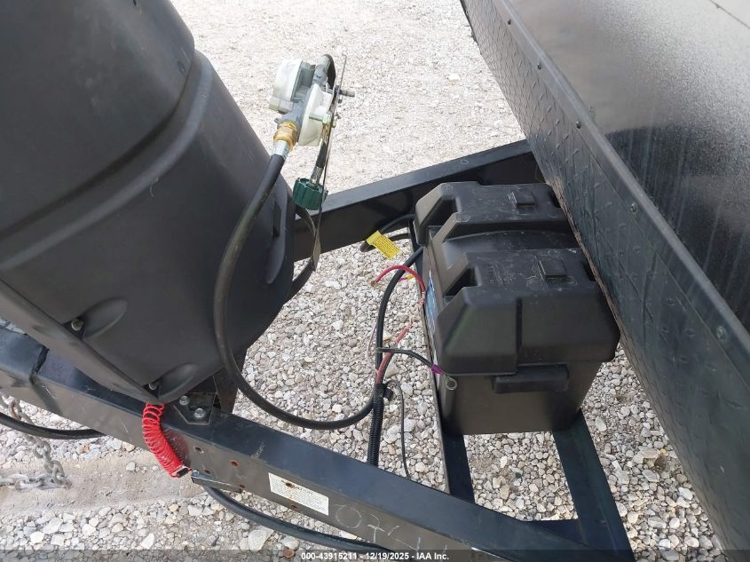 2018 Forest River Travel Trailer VIN: 4X4TRPT15JL020741 Lot: 43915211