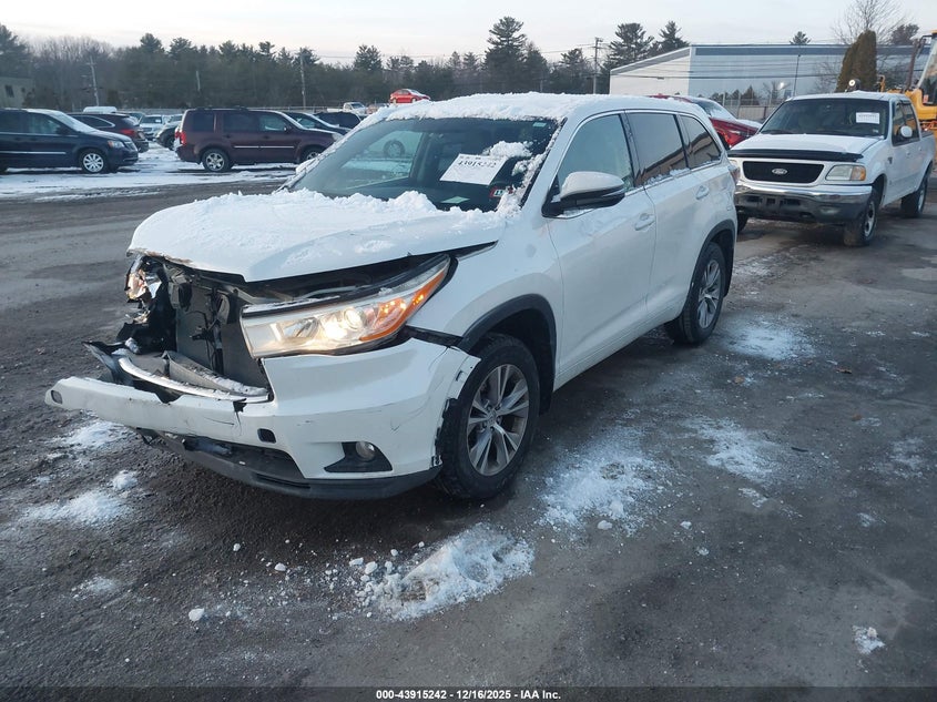 2015 Toyota Highlander Le Plus V6