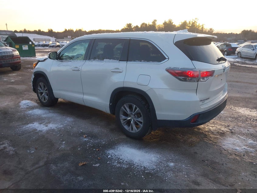 2015 Toyota Highlander Le Plus V6