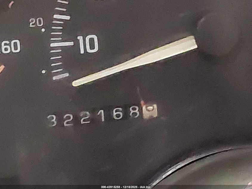 1994 Chevrolet Gmt-400 K1500 VIN: 1GCEK14K8RZ130926 Lot: 43915258