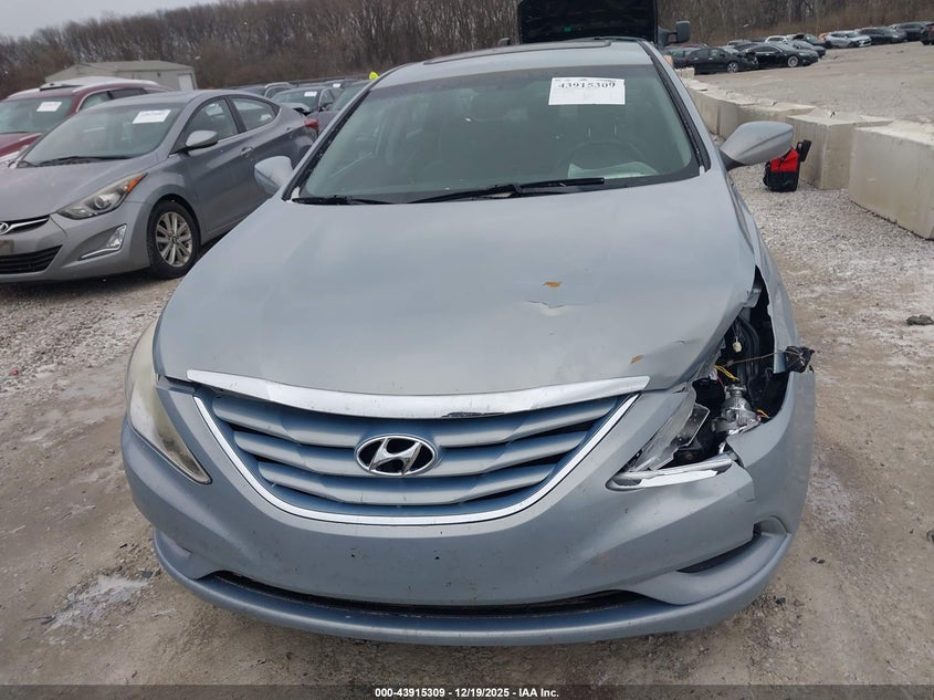 Hyundai SONATA — thumbnail 12