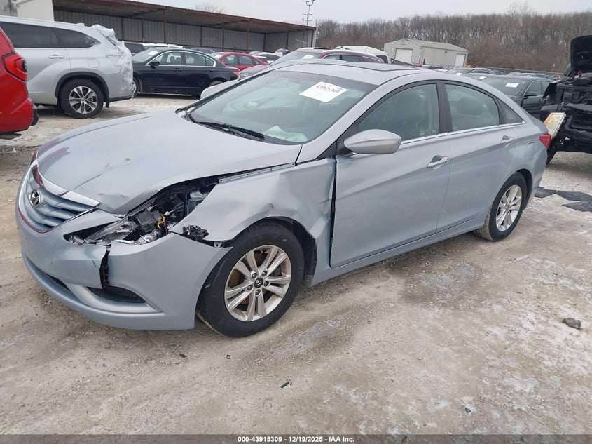 Hyundai SONATA — thumbnail 2