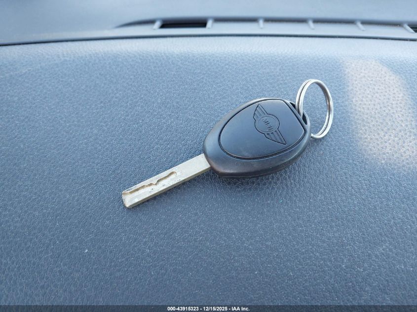 2002 Mini Cooper VIN: WMWRC33432TC36836 Lot: 43915323