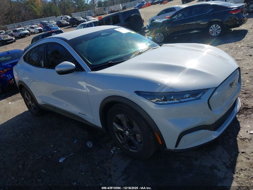 2022 Ford Mustang Mach-E