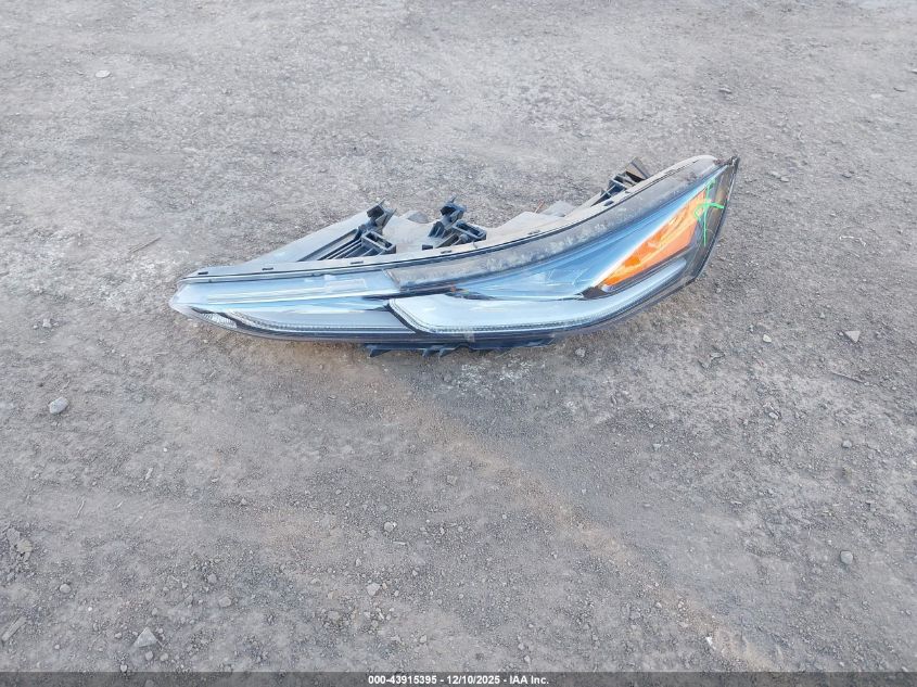 2020 Hyundai Santa Fe Sel VIN: 5NMS33AD8LH263716 Lot: 43915395