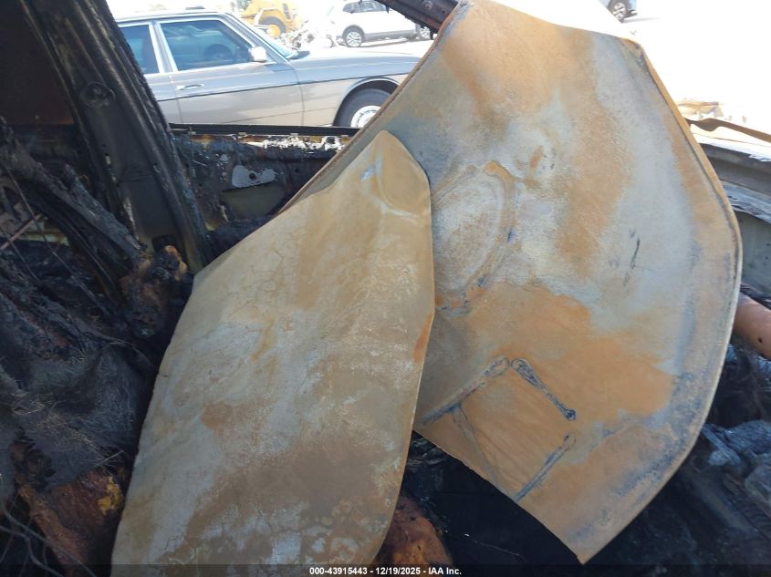 2019 Chevrolet Trax Lt VIN: KL7CJLSB8KB958267 Lot: 43915443