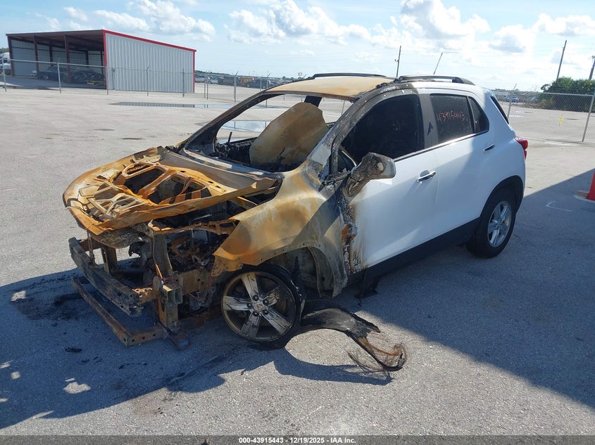 Chevrolet TRAX — thumbnail 2