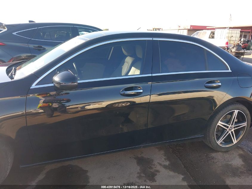 2019 Mercedes-Benz A 220 VIN: WDD3G4EB8KW018794 Lot: 43915476