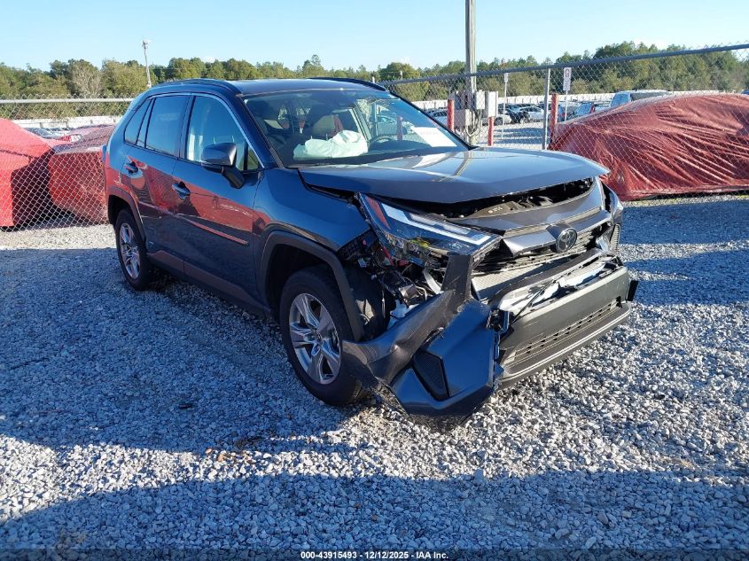 TOYOTA RAV4 HYBRID XLE