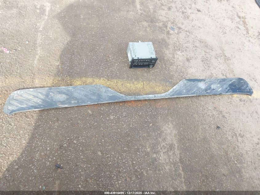 2003 GMC Yukon Denali VIN: 1GKEK63U83J239462 Lot: 43915499