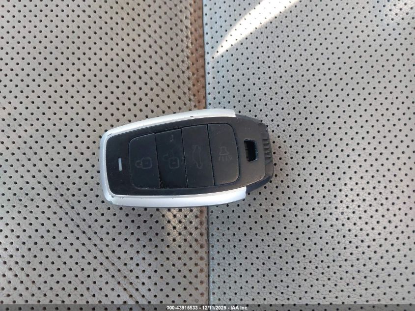 2017 Hyundai Santa Fe Se Ultimate VIN: KM8SR4HFXHU209566 Lot: 43915533