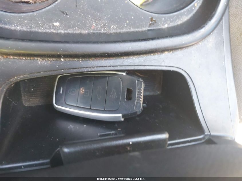 2017 Hyundai Santa Fe Se Ultimate VIN: KM8SR4HFXHU209566 Lot: 43915533