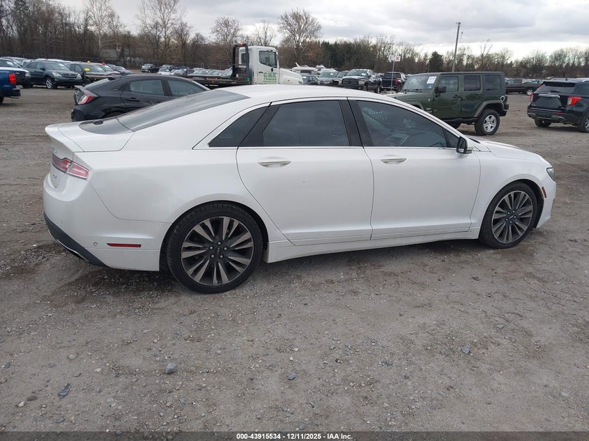 3LN6L5E99HR654833 2017 LINCOLN MKZ photo no. 4