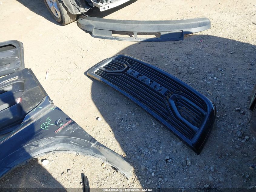 2018 Ram 2500 Laramie 4X4 6'4 Box VIN: 3C6UR5FL6JG334172 Lot: 43915566