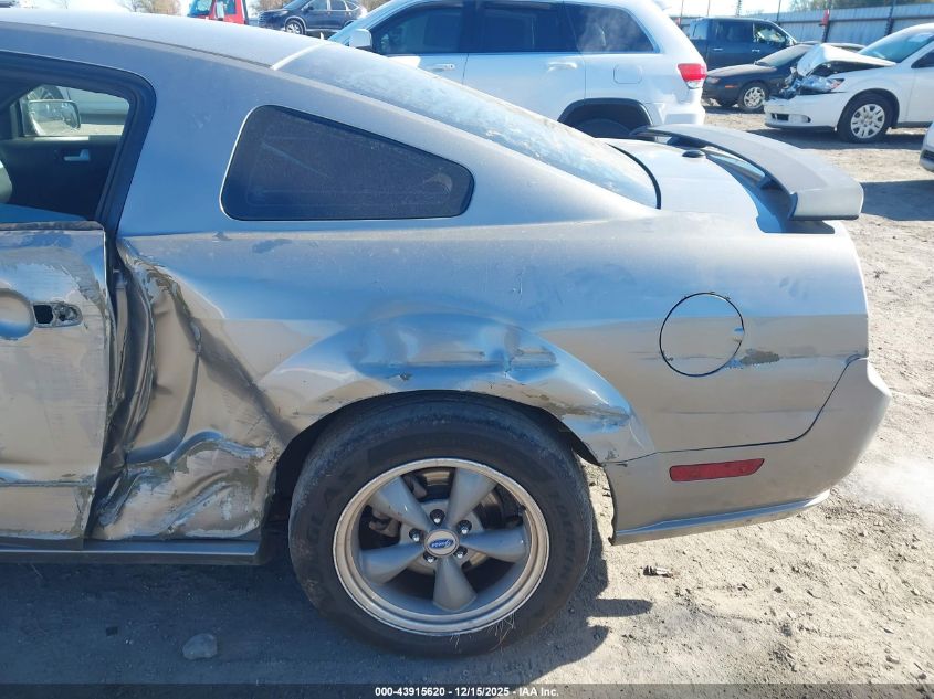 2009 Ford Mustang Gt/Gt Premium VIN: 1ZVHT82H895105605 Lot: 43915620