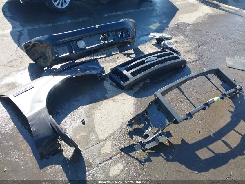 2004 Ford F-250 Lariat/Xl/Xlt VIN: 1FTNW20PX4EA04661 Lot: 43915665