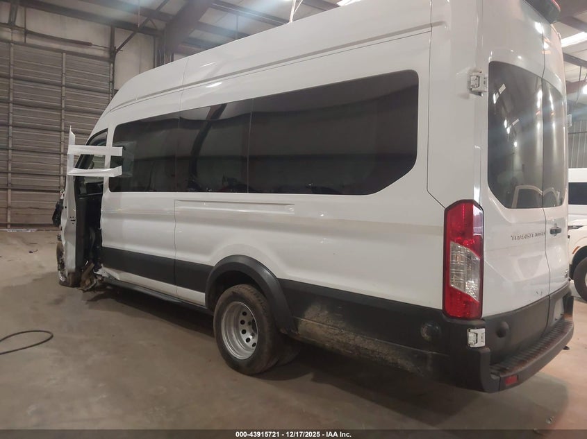 2024 FORD TRANSIT WAGON N/A