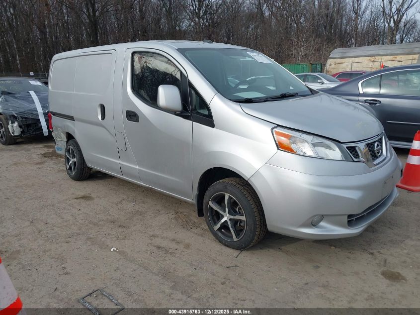 NISSAN NV200 SV