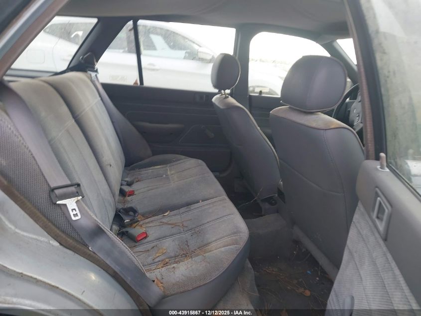 1993 Ford Escort Lx VIN: 1FAPP15J6PW241057 Lot: 43915867