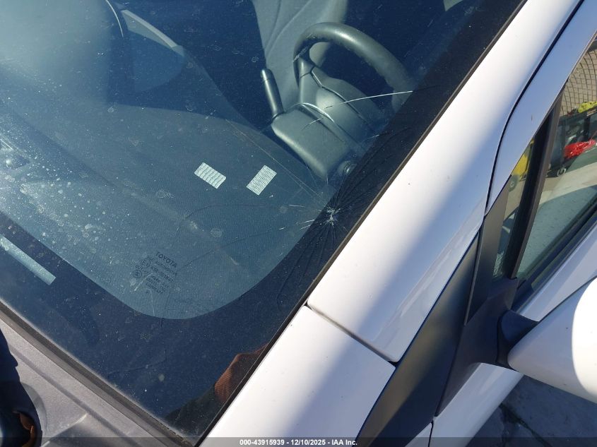 2010 Toyota Yaris VIN: JTDKT4K38A5284609 Lot: 43915939