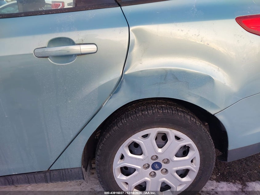 1FAHP3F28CL268330 2012 FORD FOCUS photo no. 6