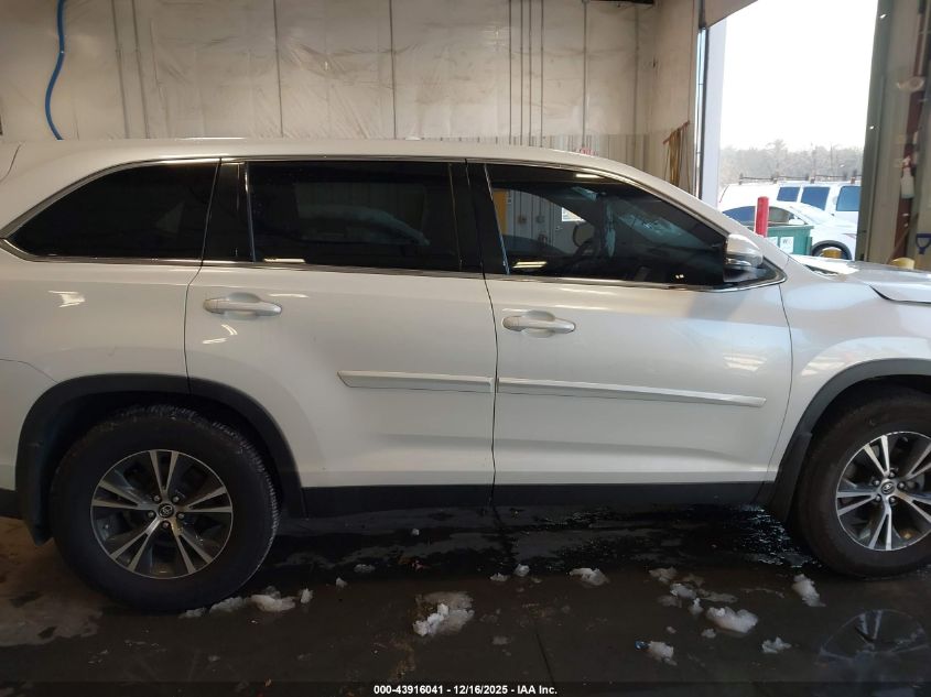 2019 Toyota Highlander Le VIN: 5TDBZRFH0KS978126 Lot: 43916041