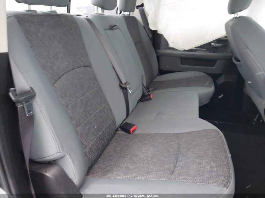 2019 Ram 1500 Classic Big Horn 4X4 6'4 Box VIN: 1C6RR7TT3KS606273 Lot: 43916068