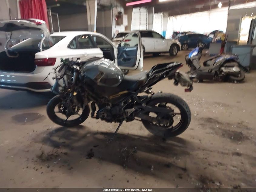 2023 Kawasaki Ex400 VIN: JKAEXKG13PDAK8645 Lot: 43916085